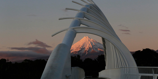 SCCZEN_091215SPLTEREWAREWA_620x310